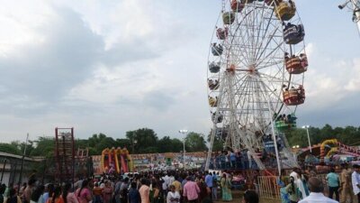 நெய்வேலி புத்தகத் திருவிழாவில் சிறந்த எழுத்தாளர்களுக்கு பரிசுகள்