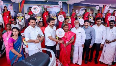 சென்னையிலிருந்து தனுஷ்கோடி வரை இந்தியப் பெண்கள் மோட்டார் சங்கம் 2 சக்கர வாகனப் பேரணி: உதயநிதி துவக்கினார்