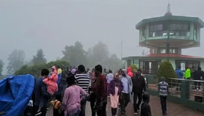 நீலகிரிக்கு இன்று ரெட் அலர்ட்: சுற்றுலாத் தலங்கள் மூடல்