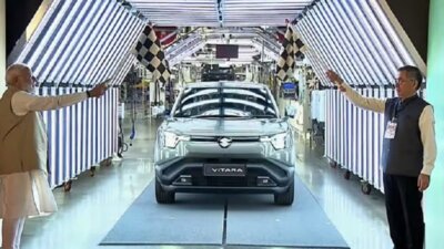 மாருதி சுசூகியின் முதல் மின்சாரக் கார்: பிரதமர் மோடி இயக்கி வைத்தார்