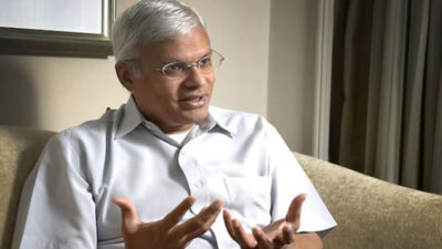 அமெரிக்க ரகசிய ஆவணங்கள் பதுக்கல்: இந்திய வம்சாவளி ஆலோசகர் கைது