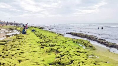 திருச்செந்தூரில் கடல் 100 அடி உள்வாங்கியது