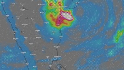 நெருங்கியது ‘மோந்தா’ புயல்: இரவு காக்கிநாடா அருகே கரையை கடக்கிறது