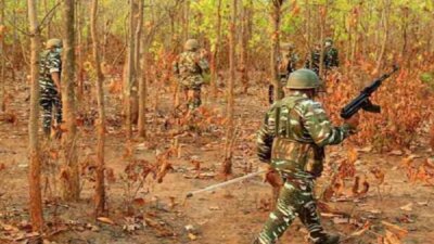 சத்தீஸ்கரில் என்கவுன்டர்: நக்சலைட்டுகள் 3 பேர் சுட்டுக்கொலை