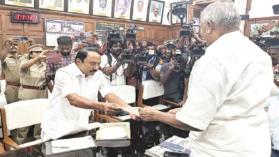 எம்.எல்.ஏ. பதவியை ராஜினாமா செய்தார் செங்கோட்டையன்: நாளை த.வெ.க.வில் இணைகிறார்