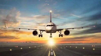 டெல்லி சர்வதேச விமான நிலையத்தில் தொழில்நுட்பக் கோளாறு: