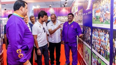 ஹாக்கி இந்தியா நூற்றாண்டு விழா காட்சிப்போட்டி: வெற்றி பெற்ற வீரர்களுக்கு பரிசுகள்: