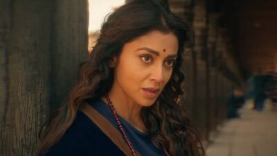 நடிகை ஸ்ரேயா சரண் பெயரை பயன்படுத்தி WhatsApp மோசடி – ரசிகர்களுக்கு கடும் எச்சரிக்கை