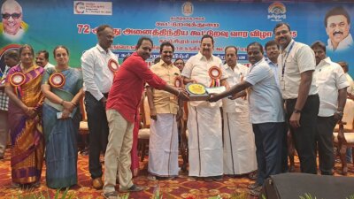 காஞ்சிபுரம் கூட்டுறவு வாரவிழாவில் 1111 மகளிருக்கு நல உதவிகள்: அமைச்சர் ஆர்.காந்தி வழங்கினார்