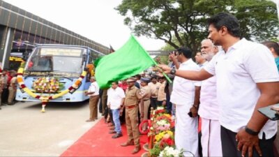 அதிநவீன வசதிகளுடன் அம்பத்தூர் தொழிற்பேட்டை பஸ் நிலையம்: உதயநிதி ஸ்டாலின் திறந்து வைத்தார்