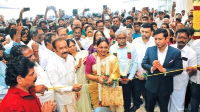 பாடியில் பிரமாண்ட போத்தீஸ் ஜவுளி, நகை மாளிகை துவக்க விழாவையொட்டி தள்ளுபடி, விலை குறைப்பு சலுகைகள்