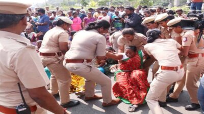 சென்னை மெரீனாவில் போராட்டம்: தூய்மைப் பணியாளர்கள் கைது