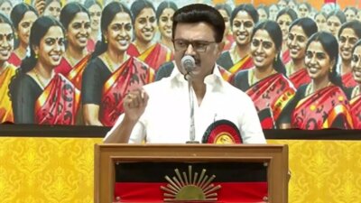 திராவிட மாடல் 2.0 ஆட்சி அமைந்தே தீரும்: திருப்பூர் தி.மு.க. மகளிரணி மாநாட்டில் ஸ்டாலின் உறுதி