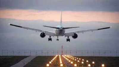 விமான கட்டணத்தை அதிகபட்சம் ரூ.18 ஆயிரம் வரை வசூலிக்க மத்திய அரசு உத்தரவு