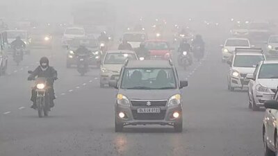 டெல்லியில் கடும் பனிமூட்டம் 4 பேர் பலி