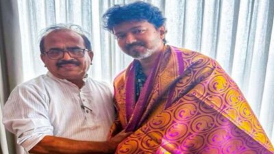 த.வெ.க.வில் இணைந்த நாஞ்சில் சம்பத்