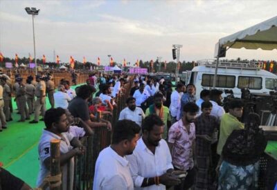 ஈரோட்டில் விஜய் பிரசார கூட்டம்: தவெக தொண்டர்கள் திரண்டதால் பரபர