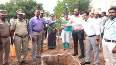 கடலூரில் மரக்கன்றுகள் நடும் திட்டம்: கலெக்டர் சிபி ஆதித்யா தொடங்கி வைத்தார்