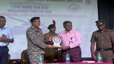 டி.ஜி. வைணவக் கல்லூரியில் தேசிய மாணவர் படை வீரர்களுக்கான 14–வது தேசிய கருத்தரங்கு முதல்வர் எஸ்.சந்தோஷ்பாபு துவக்கி வைத்தார்