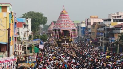 சிதம்பரம் நடராஜர் கோவில் தேரோட்டம்: பல்லாயிரகணக்கான பக்தர்கள் தரிசனம்