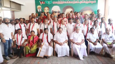 எடப்பாடி பழனிசாமி முன்னிலையில் தி.மு.க. உட்பட பல்வேறு கட்சியினர் அண்ணா தி.மு.க.வில் இணைந்தனர்