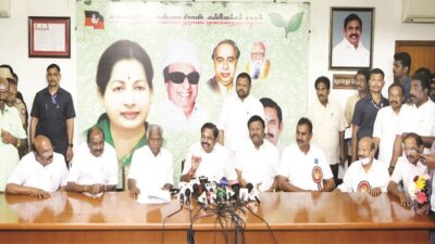 அ.தி.மு.க. முதல்கட்டமாக 5 தேர்தல் வாக்குறுதி மகளிருக்கு மாதம் ரூ.2 ஆயிரம்: எடப்பாடி அதிரடி அறிவிப்பு