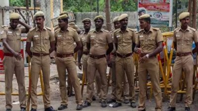 குடியரசு தினத்தையொட்டி 44 காவல்துறை அதிகாரிகளுக்கு விருது: ஸ்டாலின் உத்தரவு