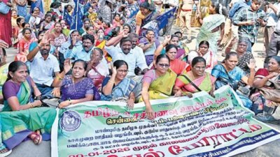 சத்துணவு ஊழியர்களின் போராட்டம் தற்காலிகமாக ஒத்திவைப்பு