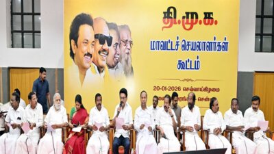 ‘100 சதவீத உழைப்பைக் கொடுத்து தேர்தல் களப்பணி ஆற்ற வேண்டும்:  ஸ்டாலின் அறிவுறுத்தல்