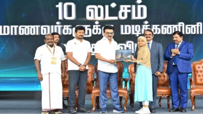 10 லட்சம் கல்லூரி மாணவர்களுக்கு மடிக்கணினி: முதலமைச்சர் ஸ்டாலின் தொடங்கி வைத்தார்