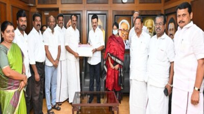 அமமுகவில் இருந்து மாணிக்கராஜா நீக்கம்: ஸ்டாலின் முன்னிலையில் தி.மு.க.வில் இணைந்தார்